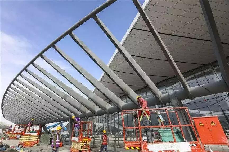 【合作伙伴】帶你領(lǐng)略北京大興國(guó)際機(jī)場(chǎng)中使用的金屬?gòu)?fù)合裝飾材料