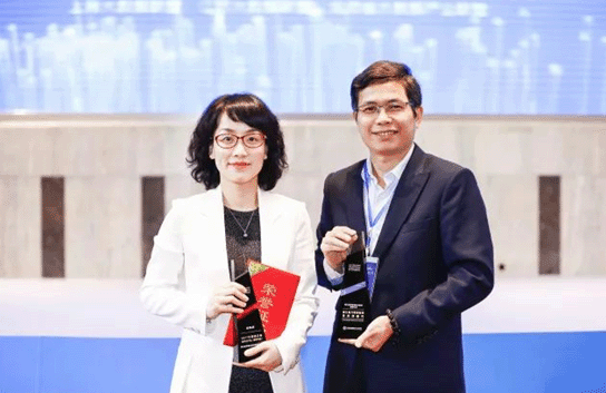 【合作伙伴】遠(yuǎn)傳技術(shù)收獲云計(jì)算大數(shù)據(jù)產(chǎn)業(yè)兩項(xiàng)大獎(jiǎng)