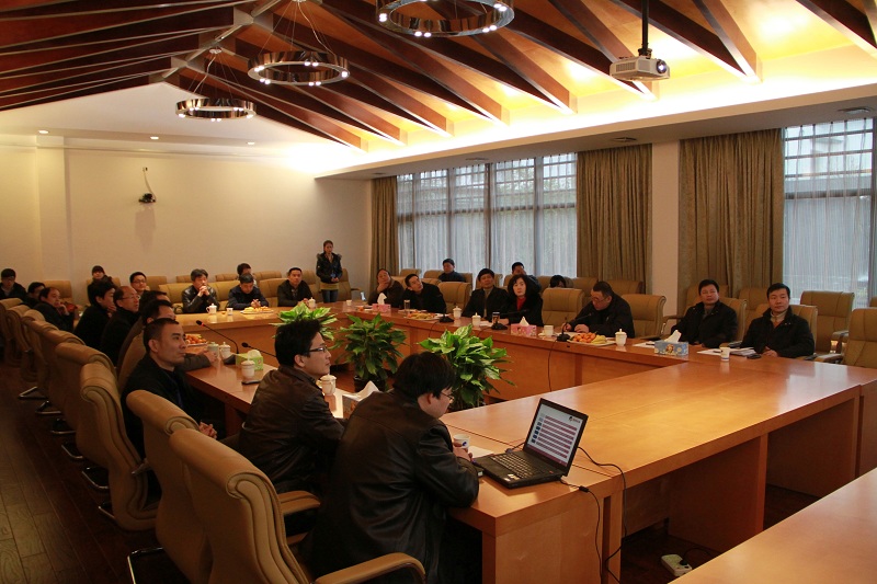 西湖區(qū)委書(shū)記王立華一行到公司調(diào)研